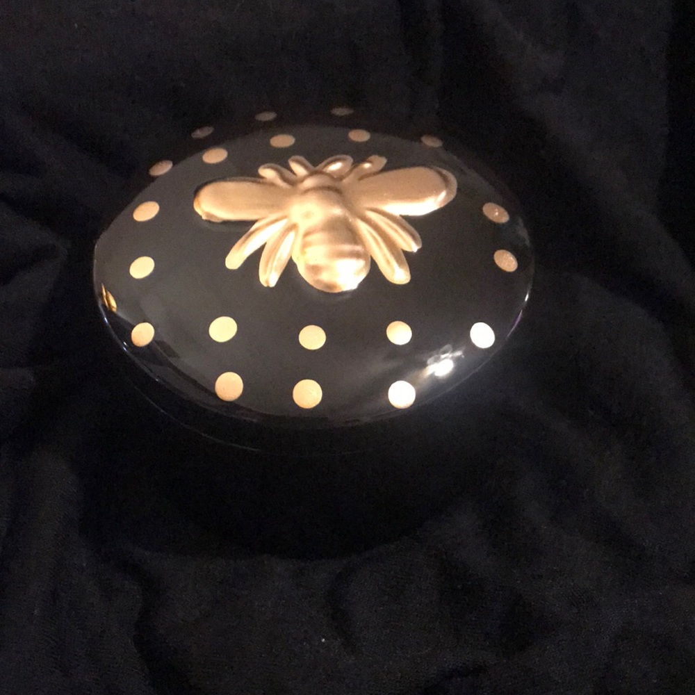 Decorative Ceramic Bee Dish